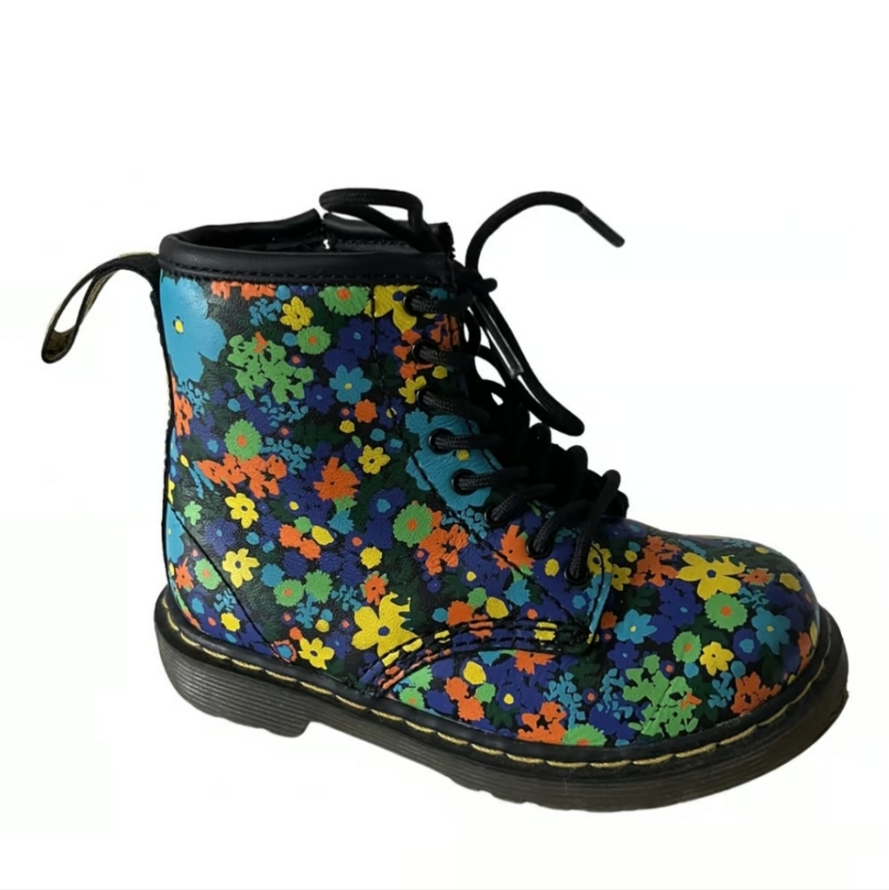 Dr Martens Kids Brooklee Wanderflora Boots Size 1 Black Floral Lace Up